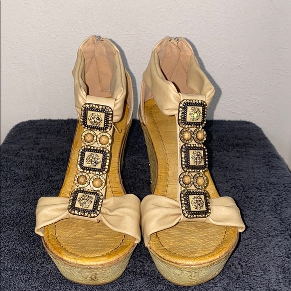 Wedges - Picture 1 of 4